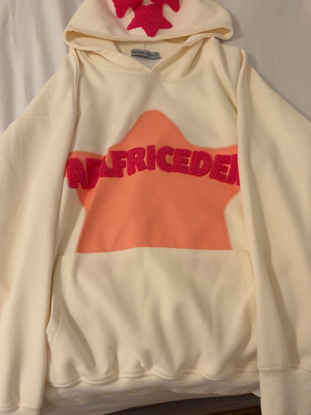 Aelfric Eden Cream Hoodie with Pink Appliqué and Orange Star